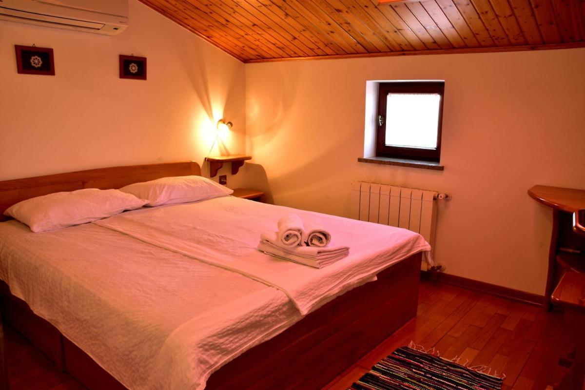 Tourist Farm Skerlj Villa Dutovlje Luaran gambar